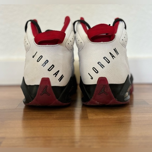 Jordan Lift Off - Picture 2 of 4